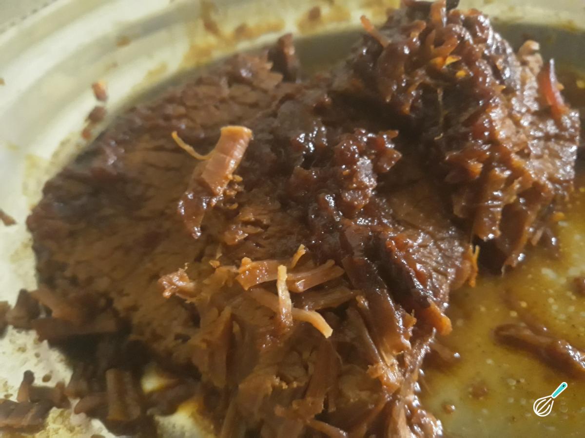 Receita de Lagarto na panela de pressão com vinho