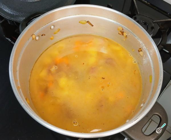 Receita de Sopa de charque com feijão - Passo 6