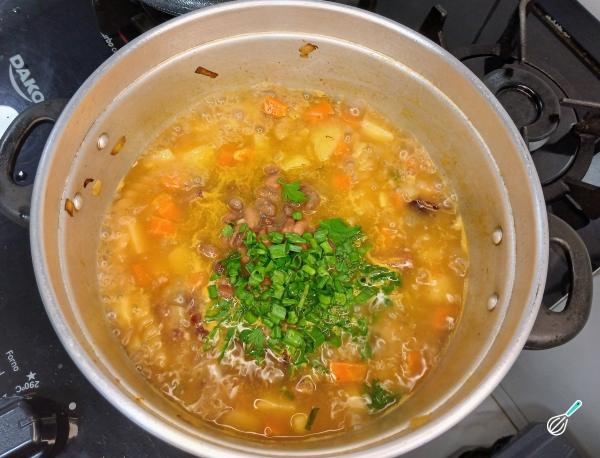 Receita de Sopa de charque com feijão - Passo 7