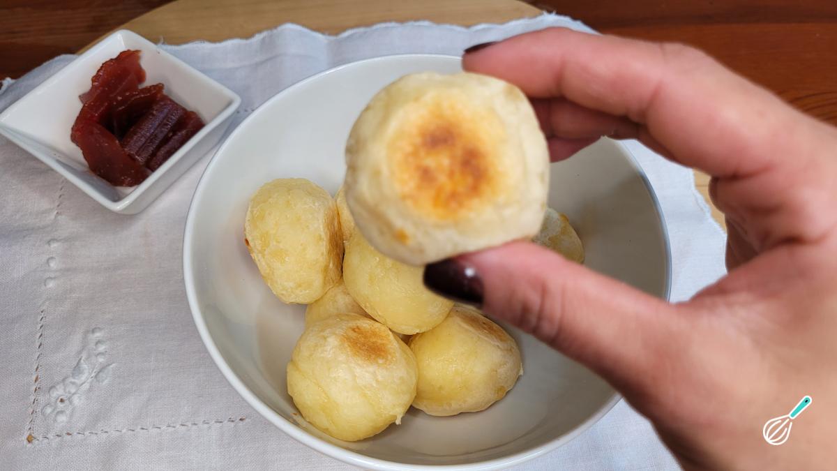 Receita de Pão de queijo fit de frigideira