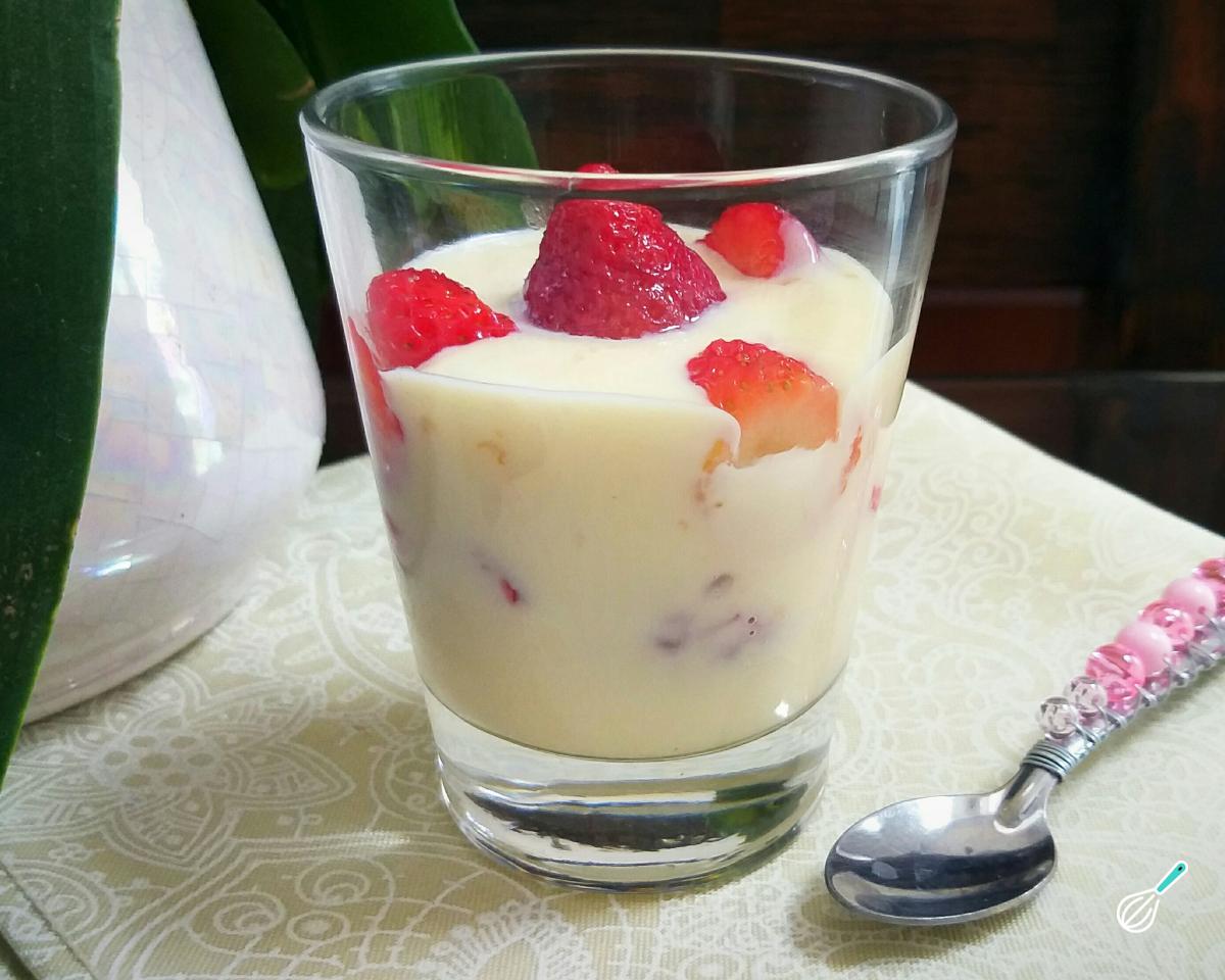 Receita de Sobremesa de morango com leite condensado e creme de leite