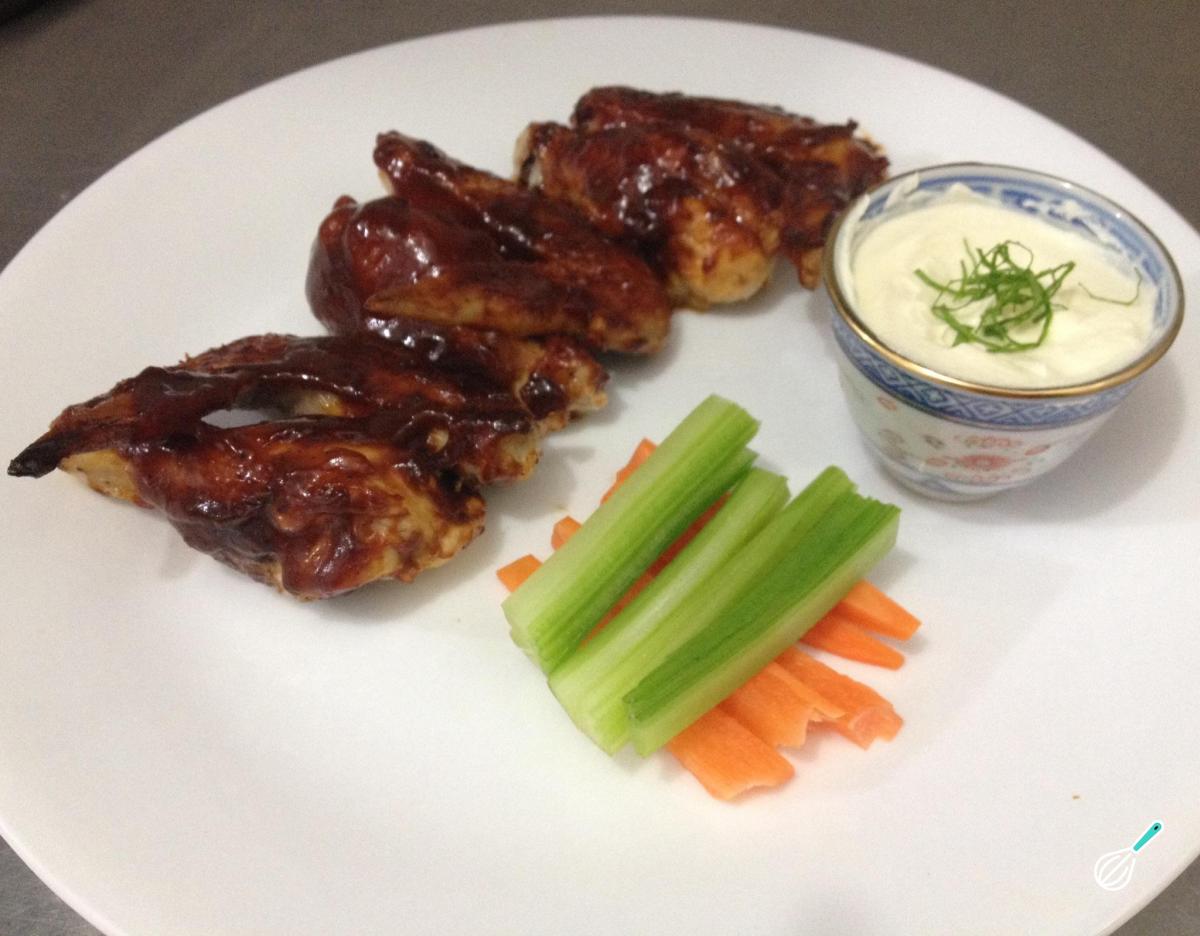 Receita de Asas de frango ao molho de churrasco caseiro
