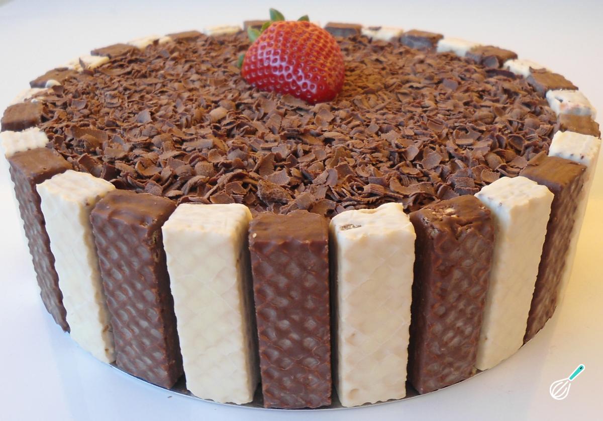 Receita de Pavê de Bis com morango