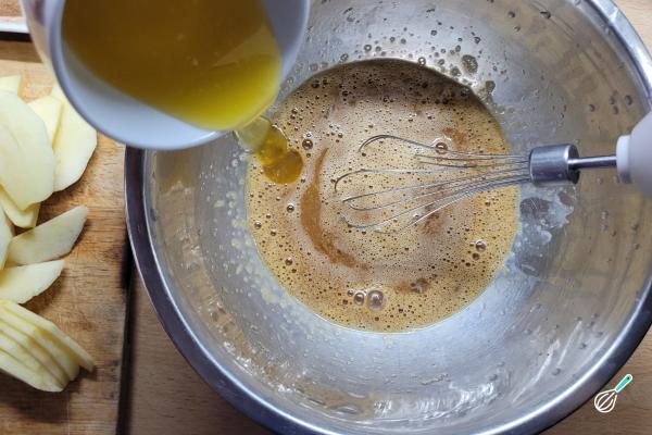 Receita de Bolo de maçã simples - Passo 5