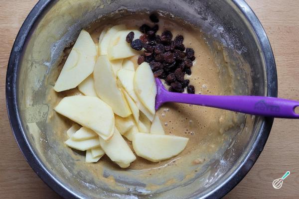 Receita de Bolo de maçã simples - Passo 8