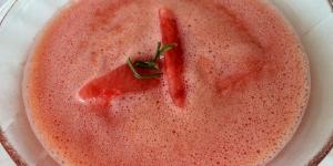 Receita de Sopa de tomate e melancia