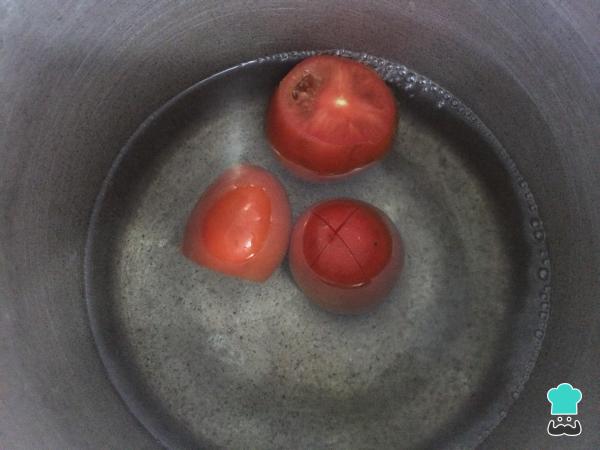 Receita de Sopa de tomate e melancia - Passo 2