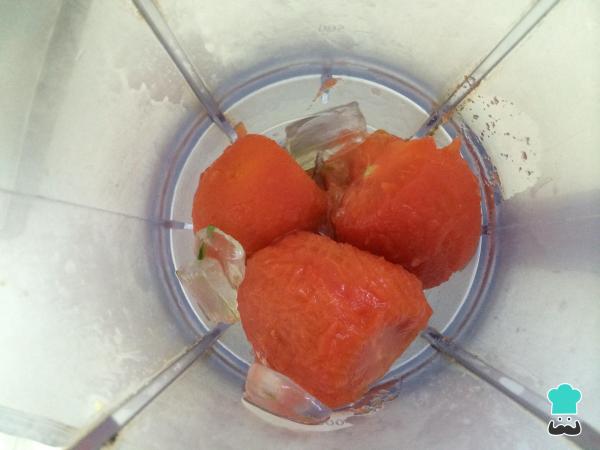 Receita de Sopa de tomate e melancia - Passo 3
