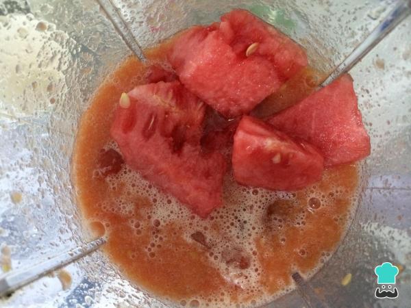 Receita de Sopa de tomate e melancia - Passo 4