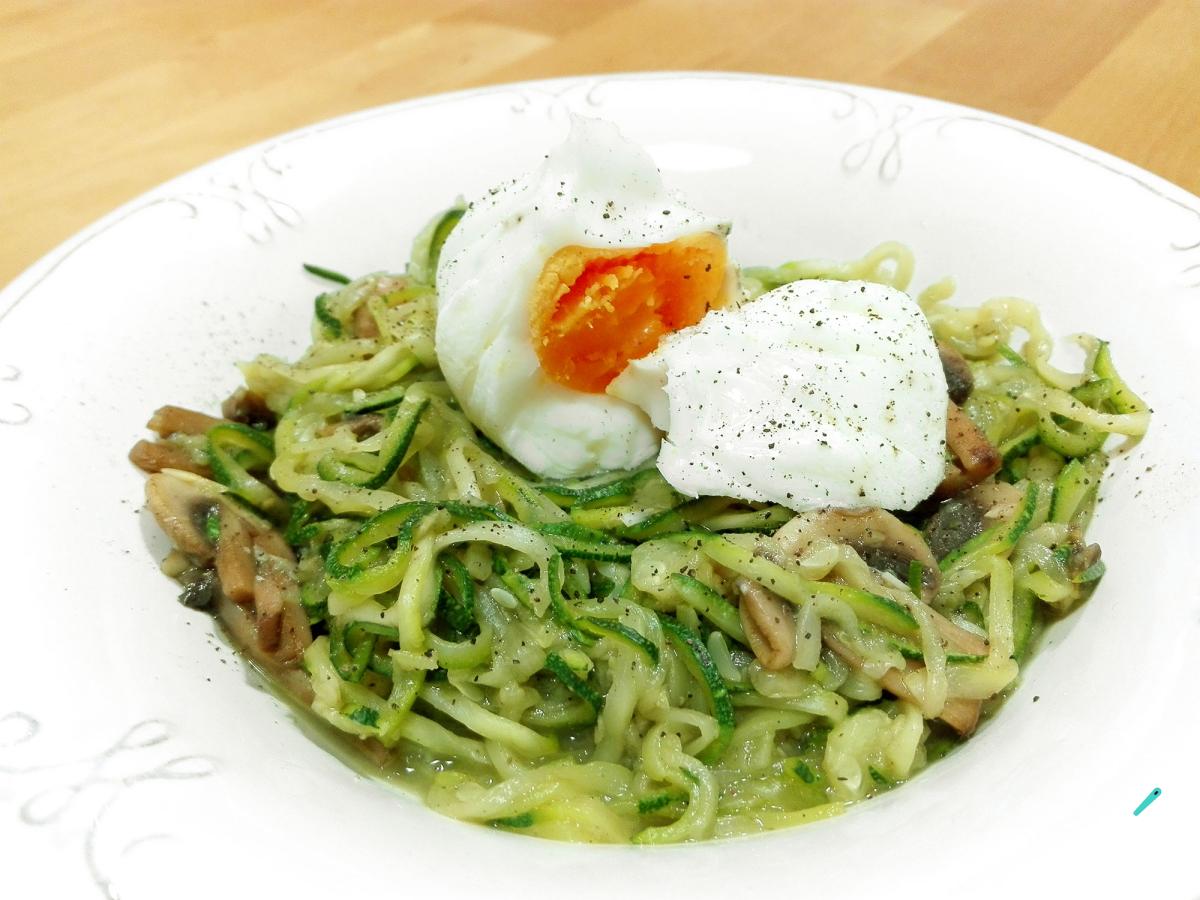 Receita de Espaguete de abobrinha com cogumelo