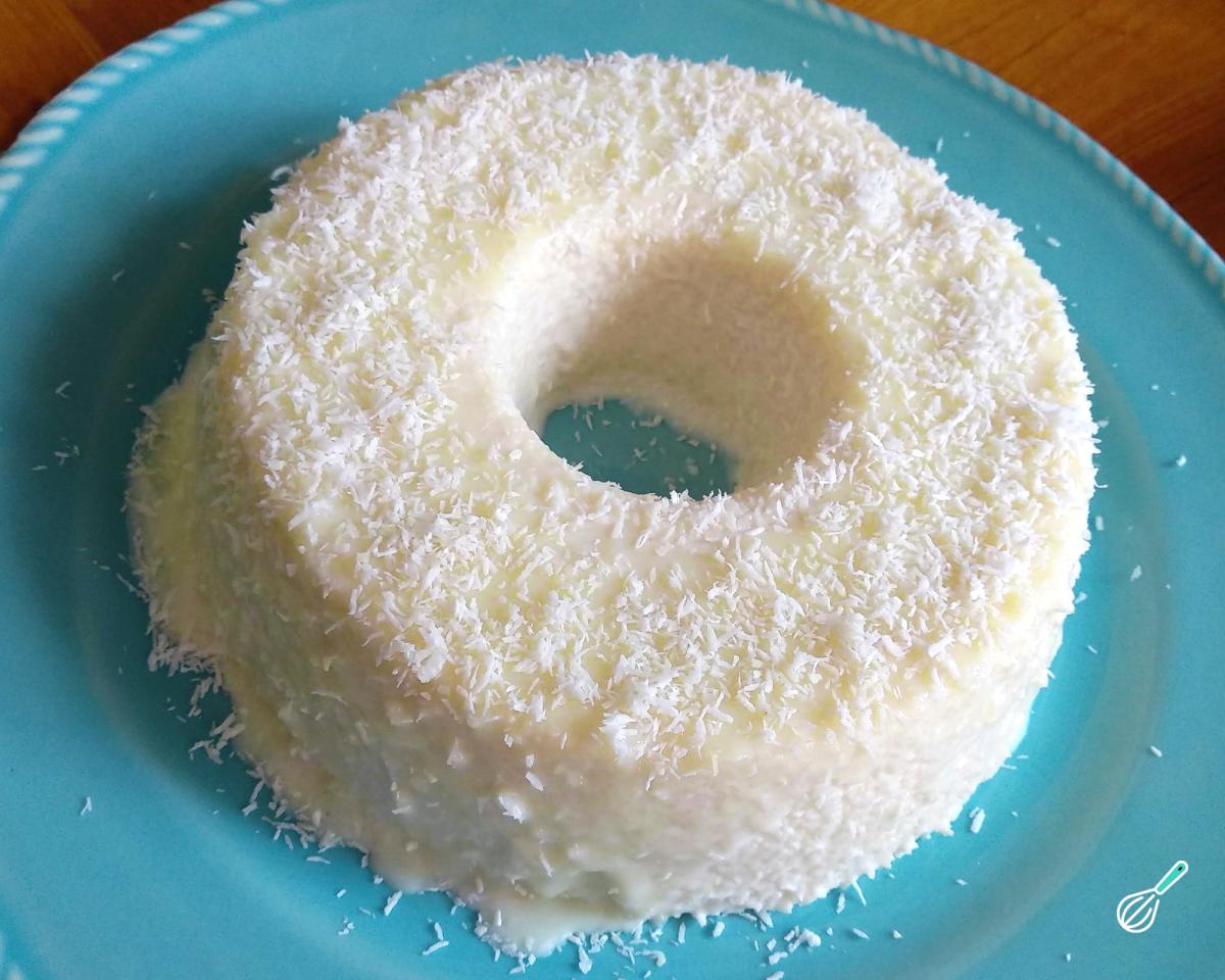 Receita de Bolo de tapioca granulada gelado