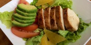 Receita de Salada de frango com gengibre