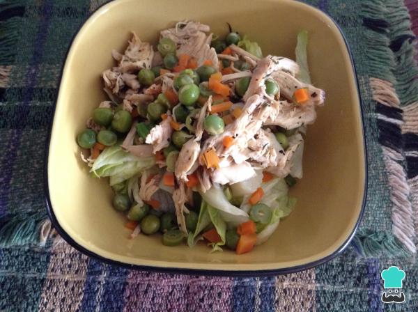 Receita de Salada de frango com ervas finas