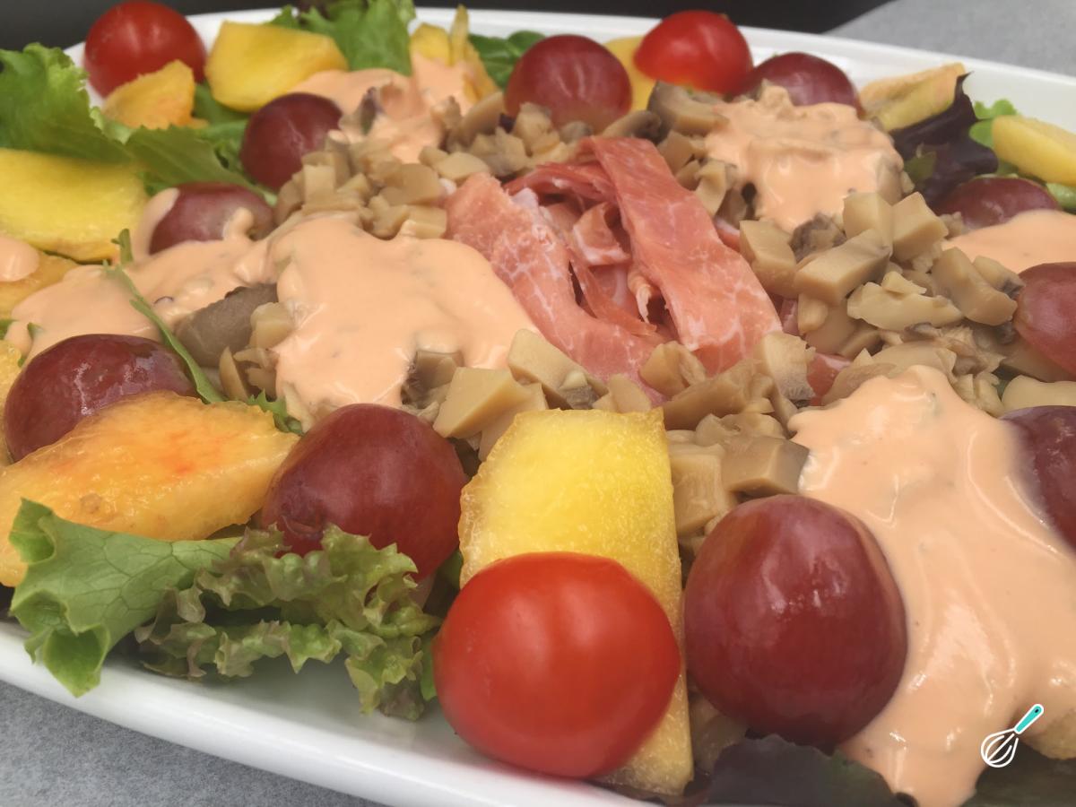 Receita de Salada com frutas e presunto