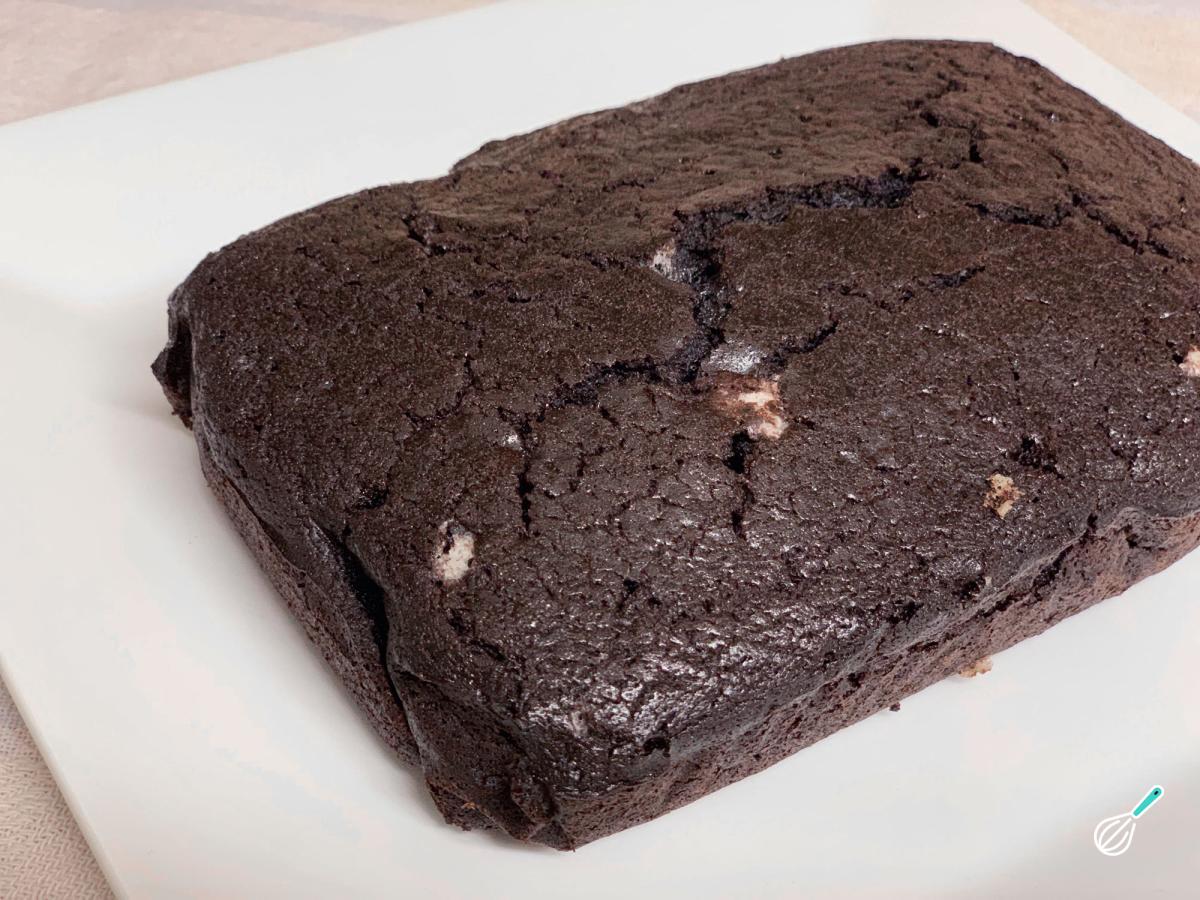 Receita de Bolo de biscoito Oreo com 3 ingredientes