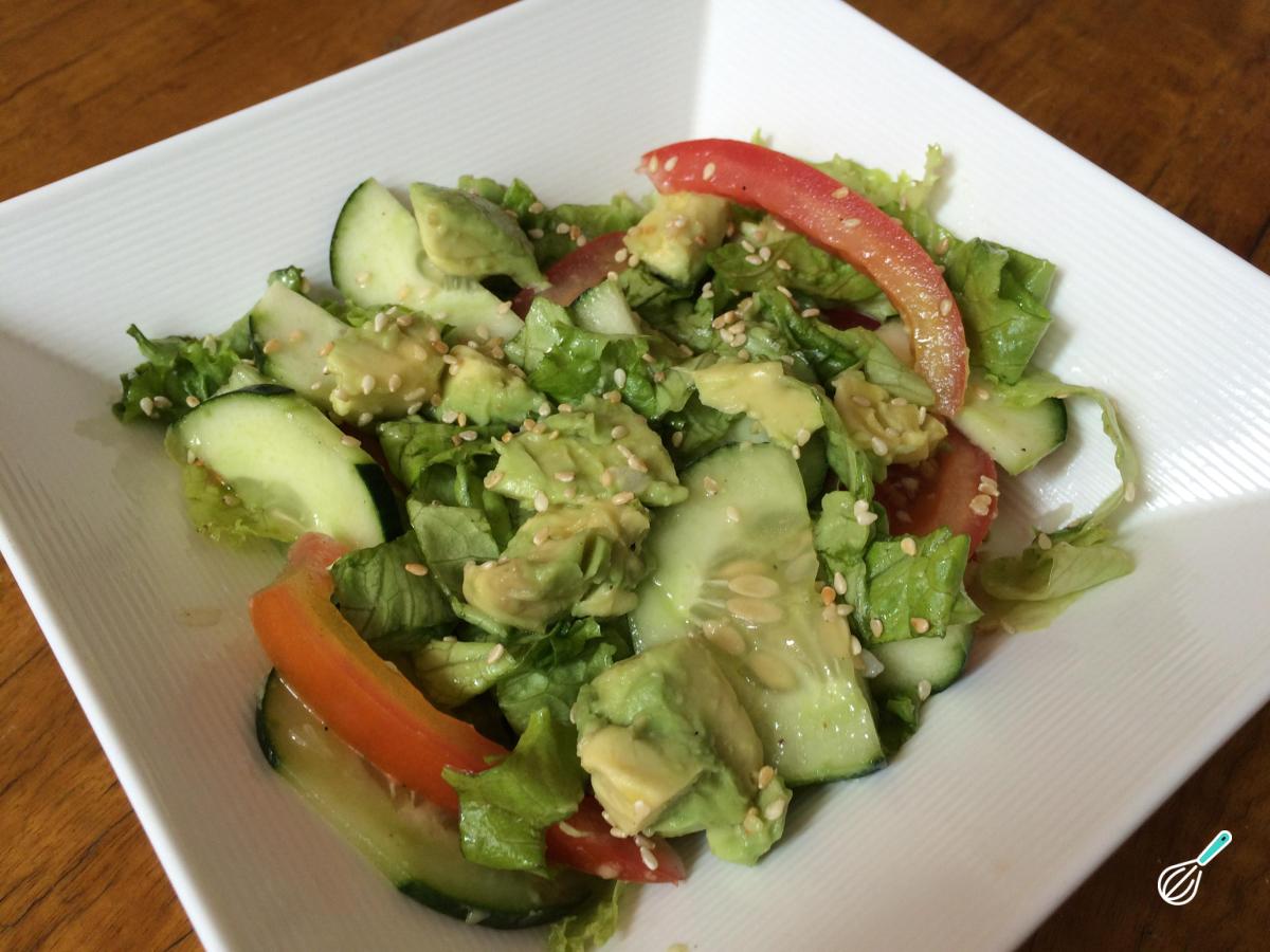 Receita de Salada verde com abacate