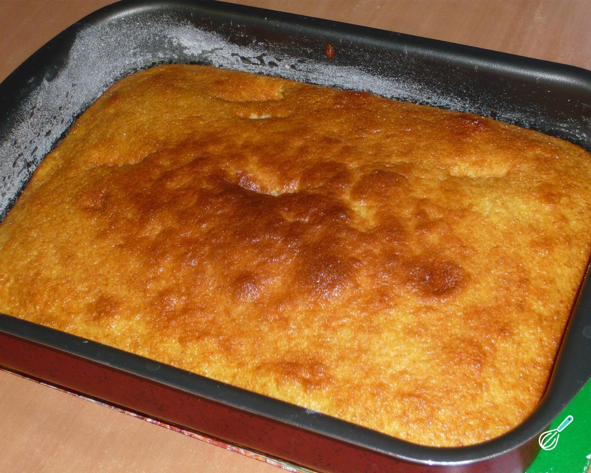 Receita de Bolo de milho cremoso com leite condensado e queijo ralado