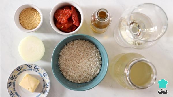 Receita de Risoto de tomate seco - Passo 1