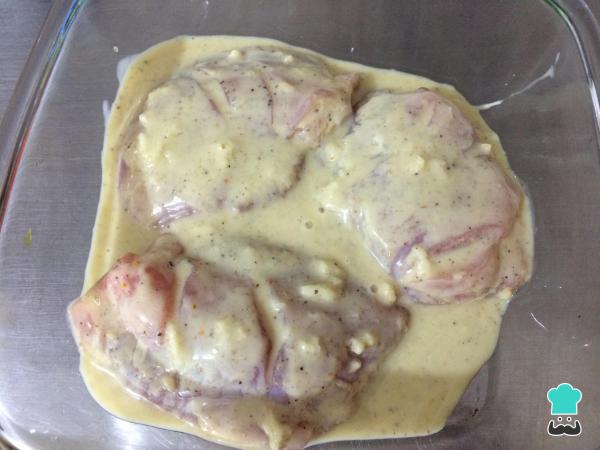 Receita de Coxa de frango assada com especiarias - Passo 4