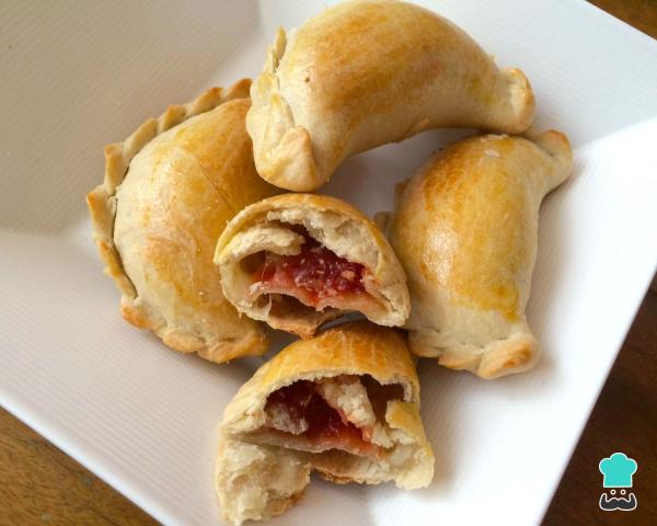 Receita de Pastel Romeu e Julieta assado