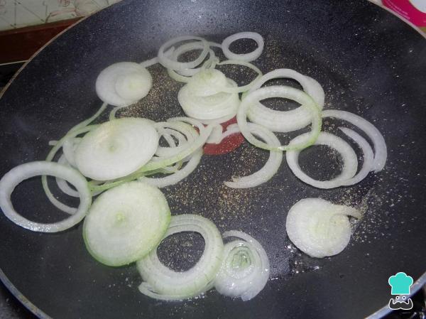 Receita de Bife com molho de tomate - Passo 6