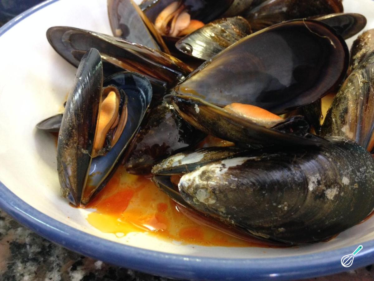 Receita de Mexilhões à Galega
